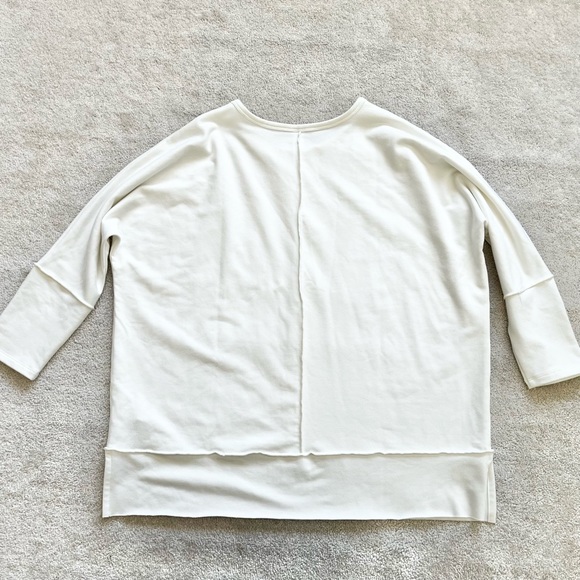 SPANX Perfect Length Top, Dolman 3/4 Sleeve Size Medium Minimalist Contemporary - Picture 4 of 9